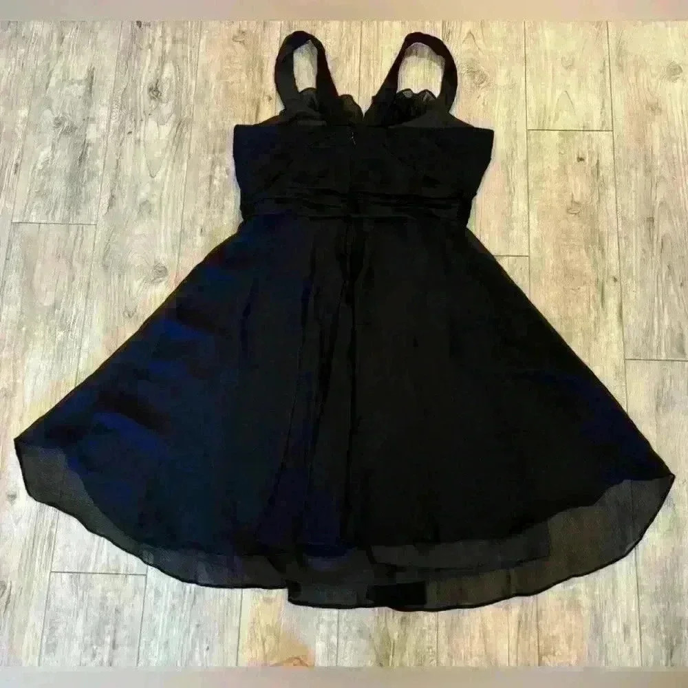 David’s Bridal black dress size 14 - Picture 5 of 6